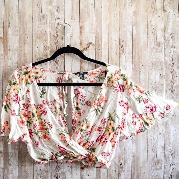 Forever 21 Tops - *FREE(w/purchase) Forever 21 Floral Wrap Top AS IS